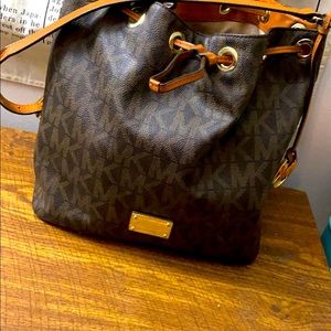 MIchael Kors Bucket purse